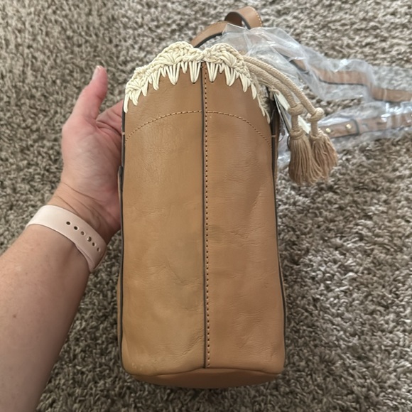 Lucky Brand Toni Handbag Crossbody Tote - Picture 8 of 15